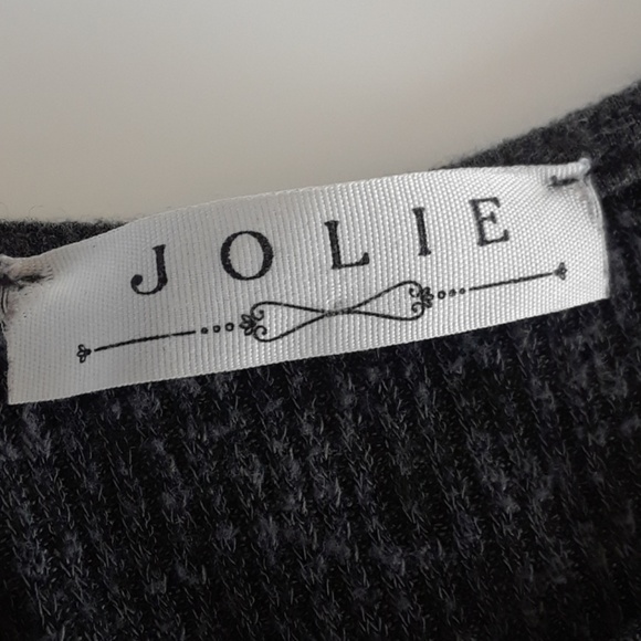 Sleek, Sexy Sweater Dress - Picture 4 of 4